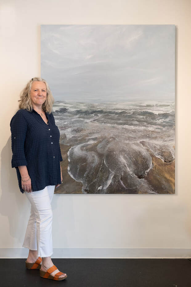 Annie Wildey and RetreatingTide painting